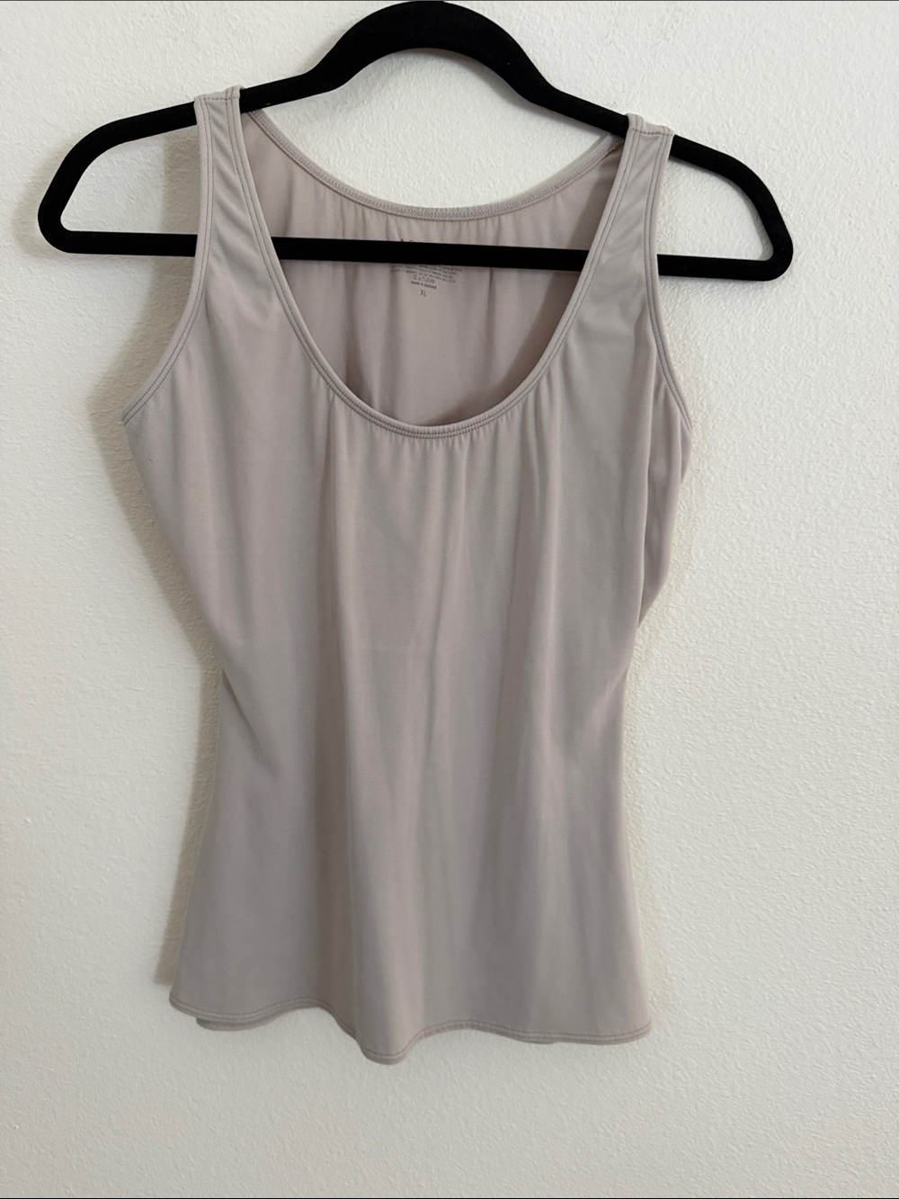 Scoop Neck Athletic Camisole Tank Top - Light Taupe